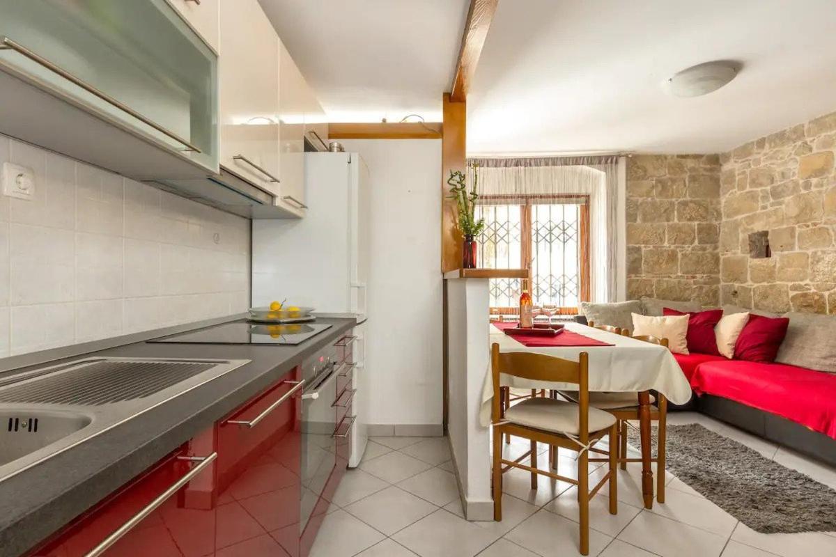 Ferienwohnung Aparrtment Terra- Combine Beach&Old Town Split Exterior foto